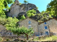 10 juin St Chely du Tarn maisons semi troglodytes